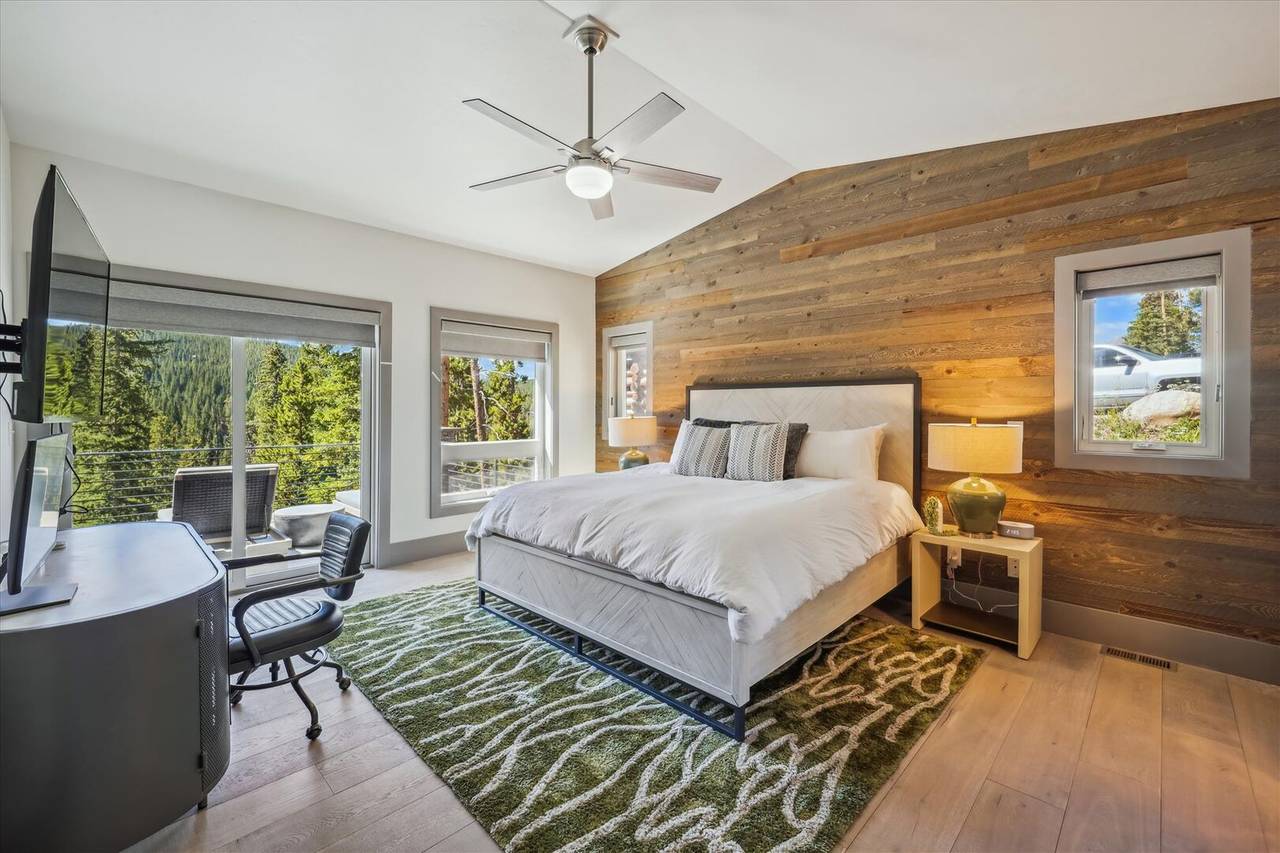 Bedroom - Golden Fox House - Breckenridge Vacation Rental Bedroom - Golden Fox House - Breckenridge Vacation Rental