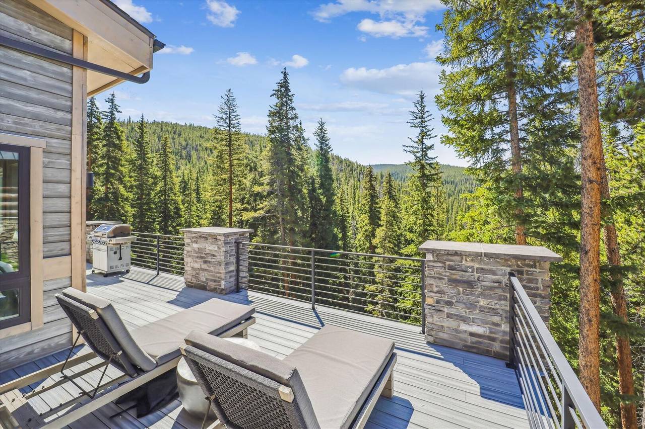 Deck - Golden Fox House - Breckenridge Vacation Rental Deck - Golden Fox House - Breckenridge Vacation Rental