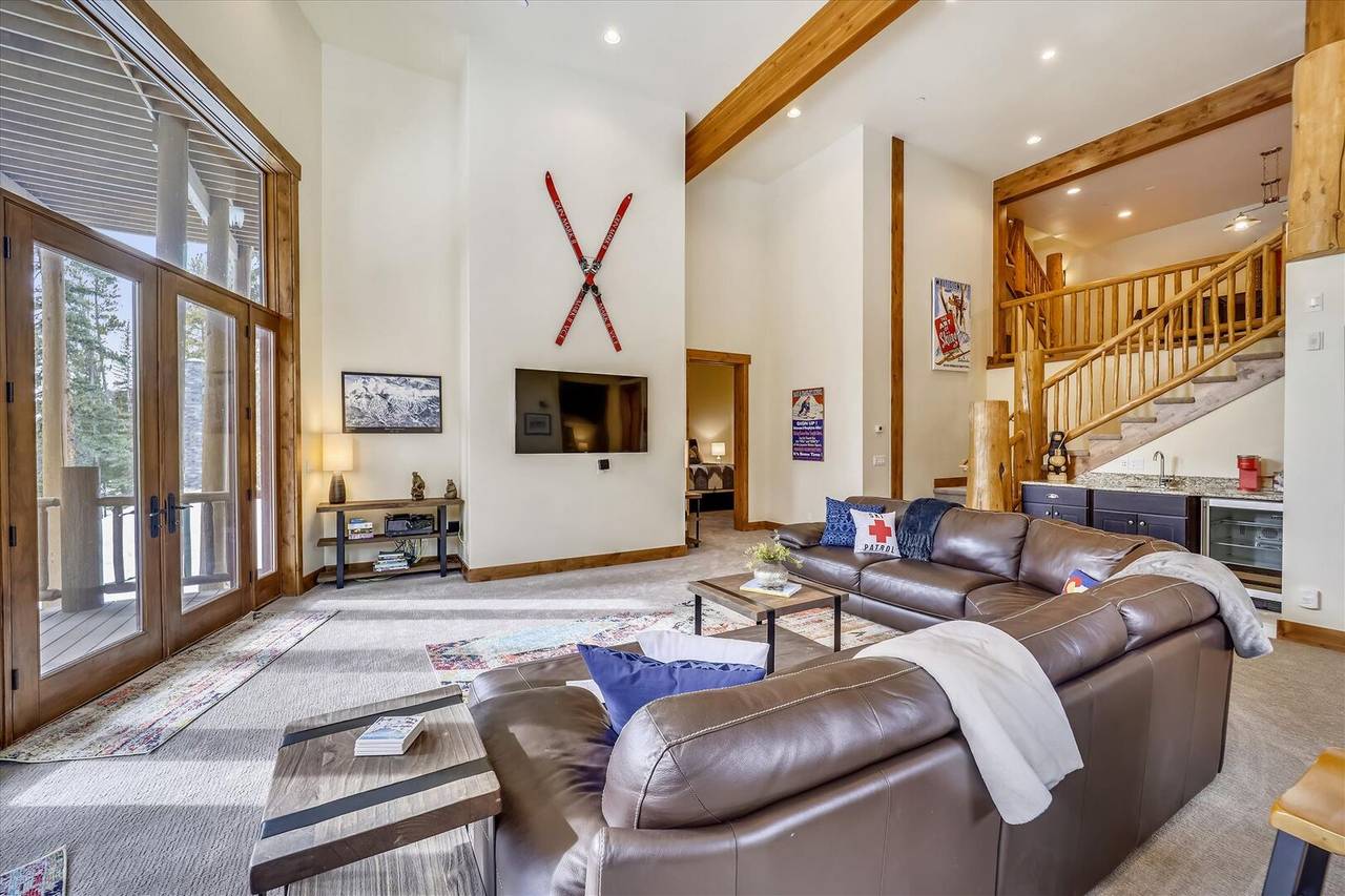 Living Area - Goldenview Lodge - Breckenridge Vacation Rental Living Area - Goldenview Lodge - Breckenridge Vacation Rental