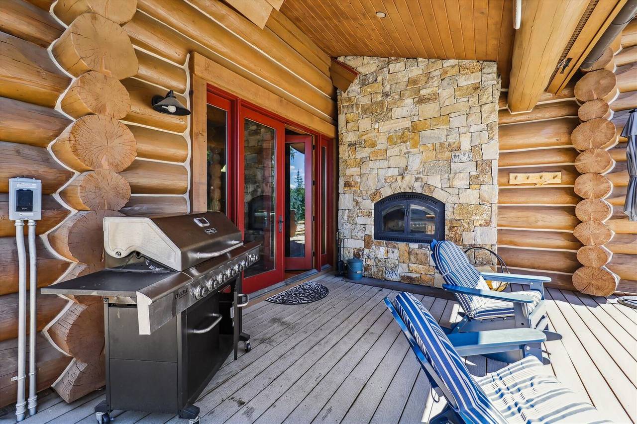 Deck - Goldenview Lodge - Breckenridge Vacation Rental Deck - Goldenview Lodge - Breckenridge Vacation Rental