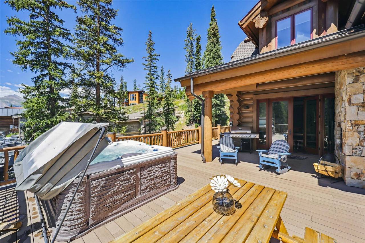 Deck - Goldenview Lodge - Breckenridge Vacation Rental Deck - Goldenview Lodge - Breckenridge Vacation Rental