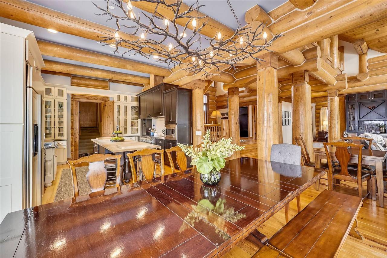 Dining Area - Goldenview Lodge - Breckenridge Vacation Rental Dining Area - Goldenview Lodge - Breckenridge Vacation Rental
