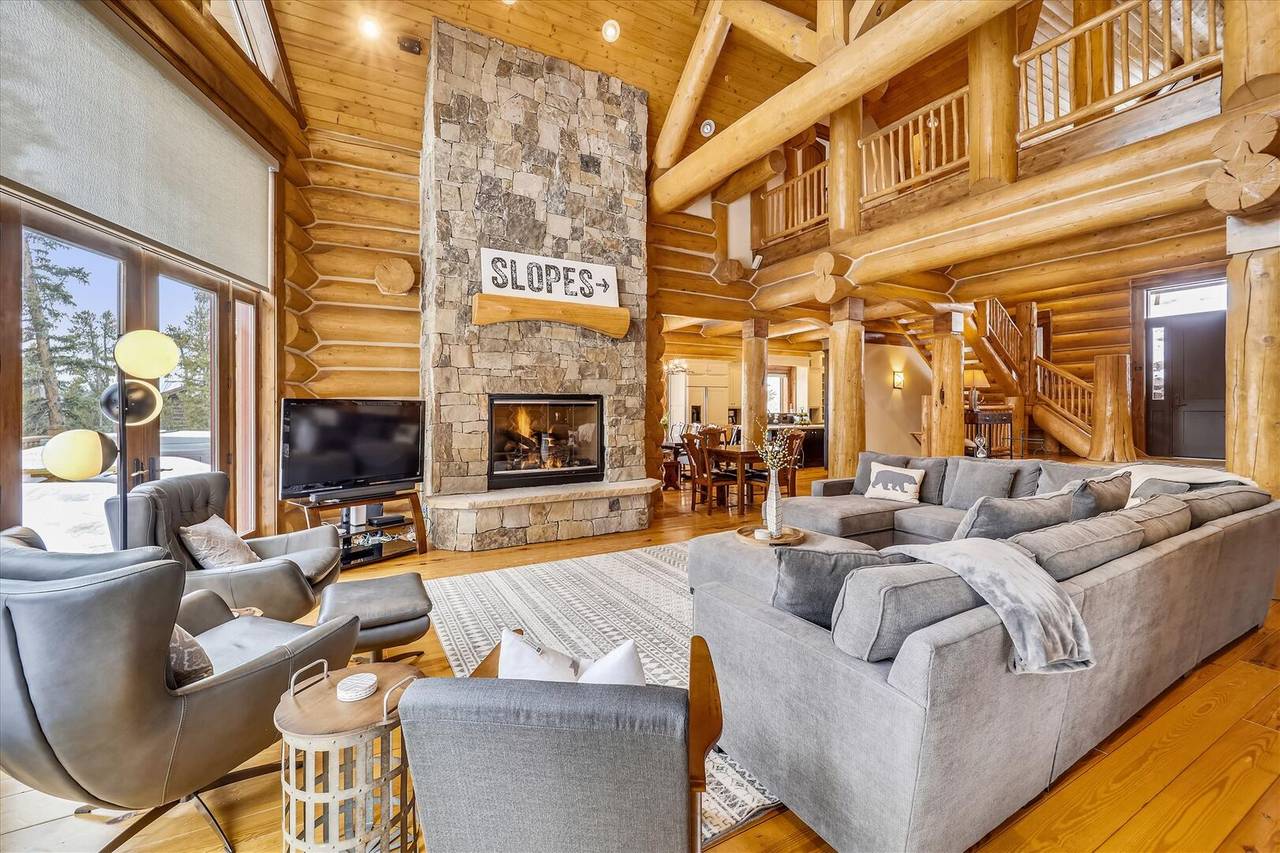 Living Area - Goldenview Lodge - Breckenridge Vacation Rental Living Area - Goldenview Lodge - Breckenridge Vacation Rental