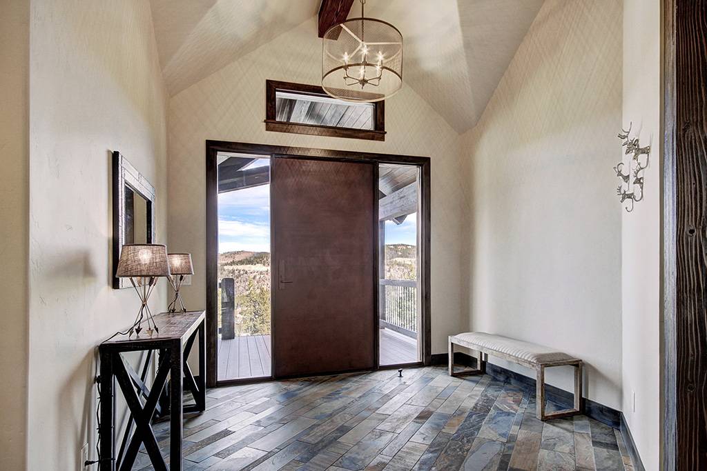 Entry - Hawk's Hideaway - Breckenridge Vacation Rental Entry - Hawk's Hideaway - Breckenridge Vacation Rental