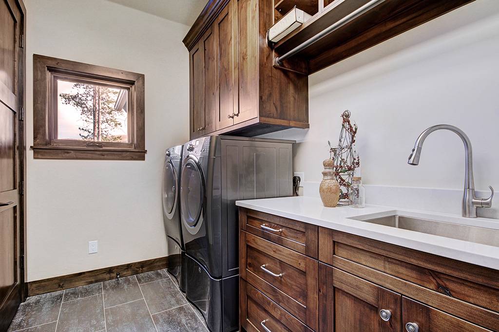 Laundry - Hawk's Hideaway - Breckenridge Vacation Rental Laundry - Hawk's Hideaway - Breckenridge Vacation Rental