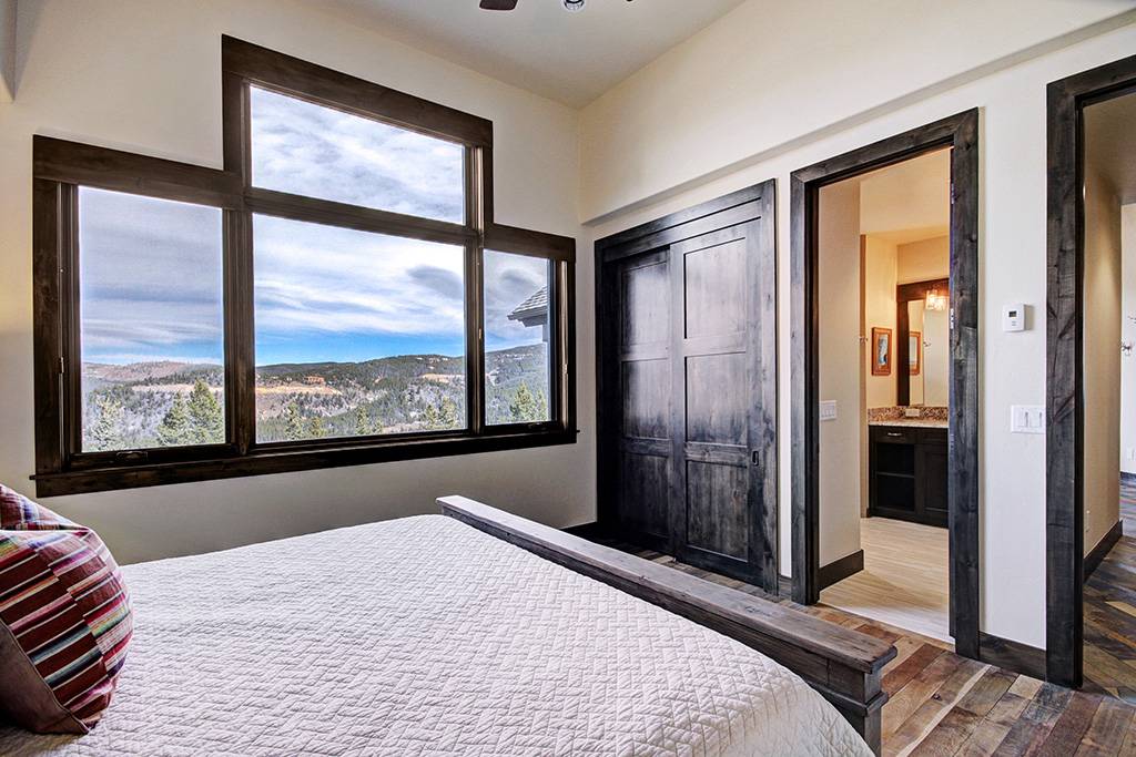 Bedroom - Hawk's Hideaway - Breckenridge Vacation Rental Bedroom - Hawk's Hideaway - Breckenridge Vacation Rental