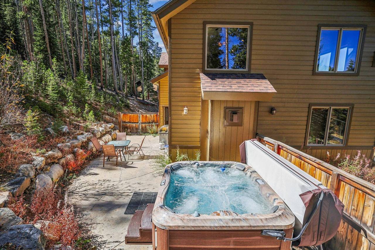 Hot Tub - High Point Lodge - Breckenridge Vacation Rental Hot Tub - High Point Lodge - Breckenridge Vacation Rental