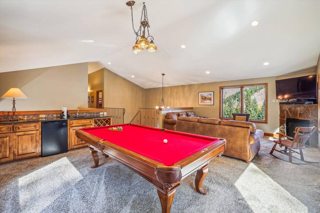 Living Area - High Point Lodge - Breckenridge Vacation Rental Living Area - High Point Lodge - Breckenridge Vacation Rental