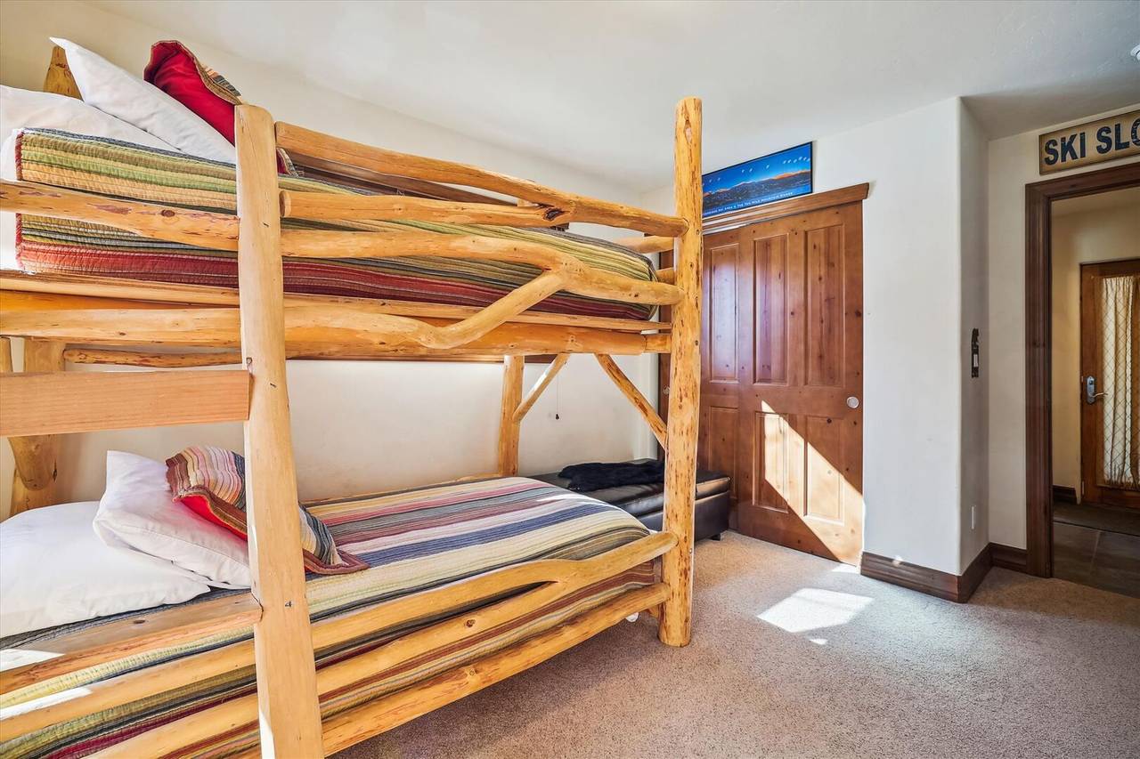 Bedroom - Highland Greens 56 - Breckenridge Vacation Rental Bedroom - Highland Greens 56 - Breckenridge Vacation Rental