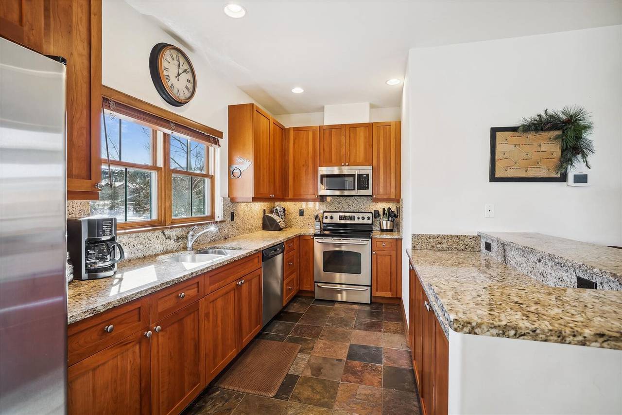 Kitchen - Highland Greens 56 - Breckenridge Vacation Rental Kitchen - Highland Greens 56 - Breckenridge Vacation Rental