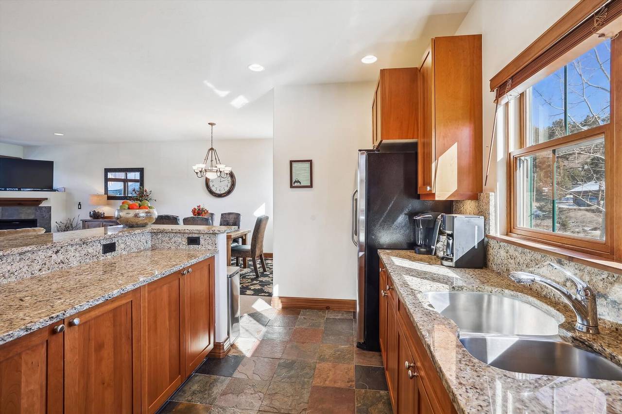 Kitchen - Highland Greens 56 - Breckenridge Vacation Rental Kitchen - Highland Greens 56 - Breckenridge Vacation Rental