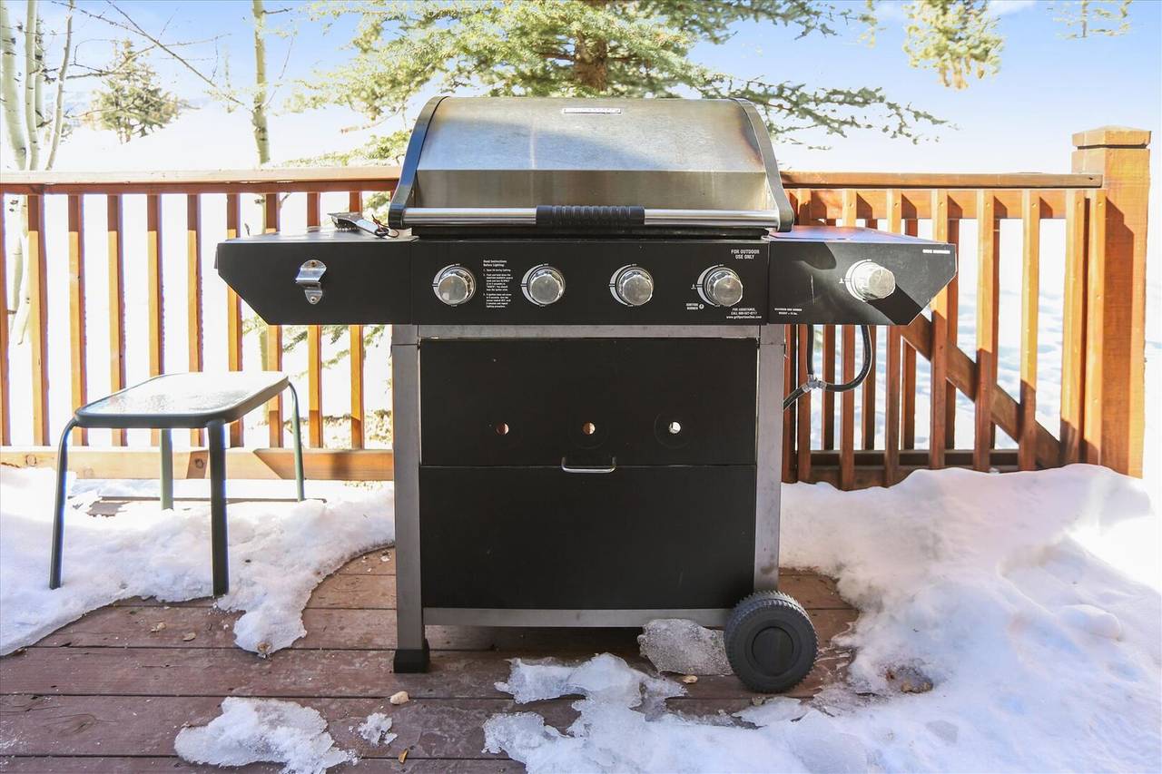 Deck - Highland Greens 71 - Breckenridge Vacation Rental Deck - Highland Greens 71 - Breckenridge Vacation Rental