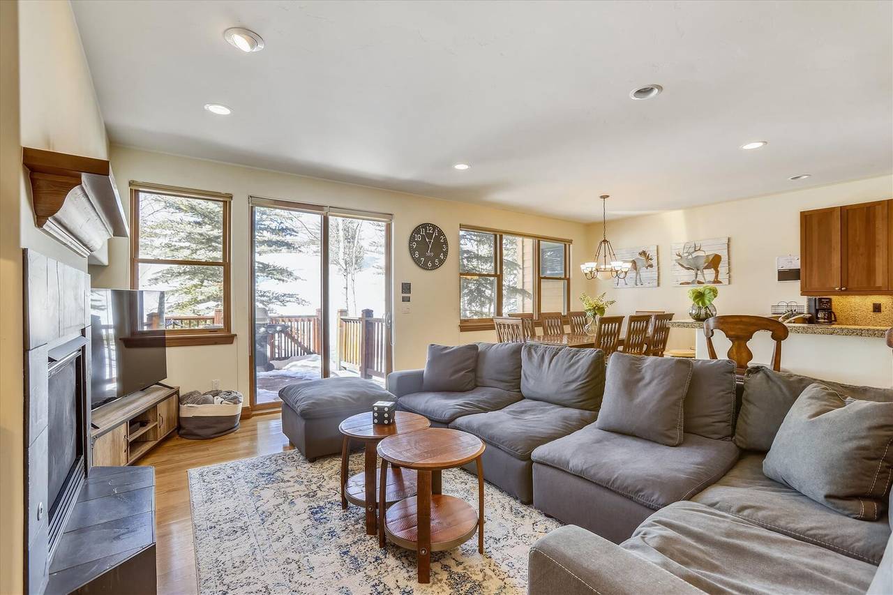 Living Area - Highland Greens 71 - Breckenridge Vacation Rental Living Area - Highland Greens 71 - Breckenridge Vacation Rental