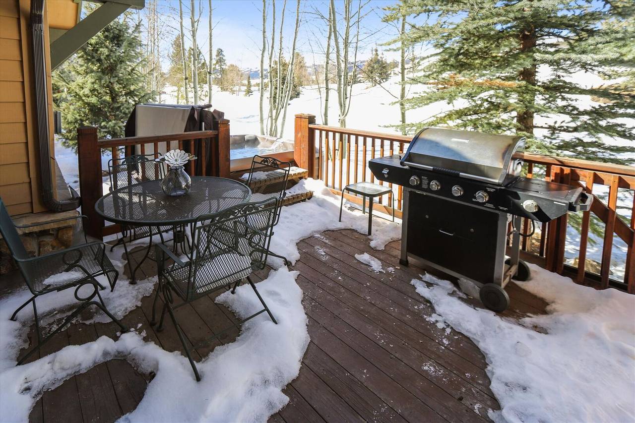 Deck - Highland Greens 71 - Breckenridge Vacation Rental Deck - Highland Greens 71 - Breckenridge Vacation Rental