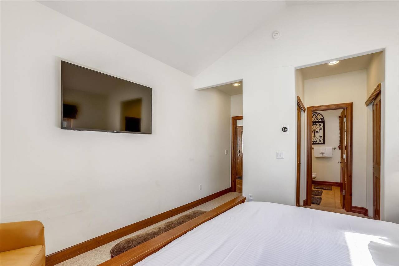 Bedroom - Highland Greens 71 - Breckenridge Vacation Rental Bedroom - Highland Greens 71 - Breckenridge Vacation Rental