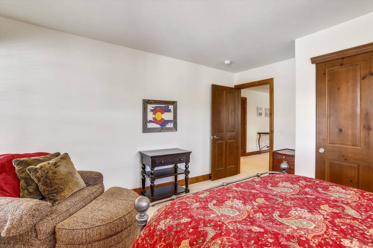 Bedroom - Highland Greens 71 - Breckenridge Vacation Rental Bedroom - Highland Greens 71 - Breckenridge Vacation Rental