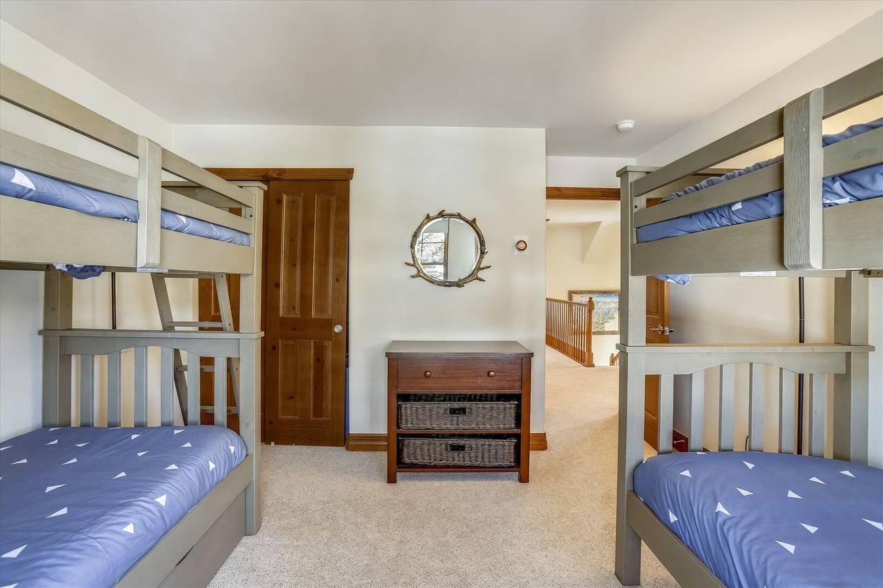 Bedroom - Highland Greens 71 - Breckenridge Vacation Rental Bedroom - Highland Greens 71 - Breckenridge Vacation Rental