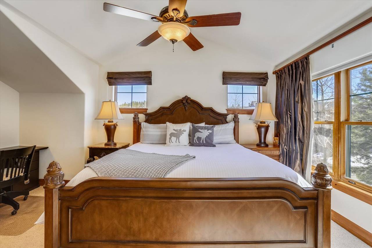 Bedroom - Highland Greens 71 - Breckenridge Vacation Rental Bedroom - Highland Greens 71 - Breckenridge Vacation Rental