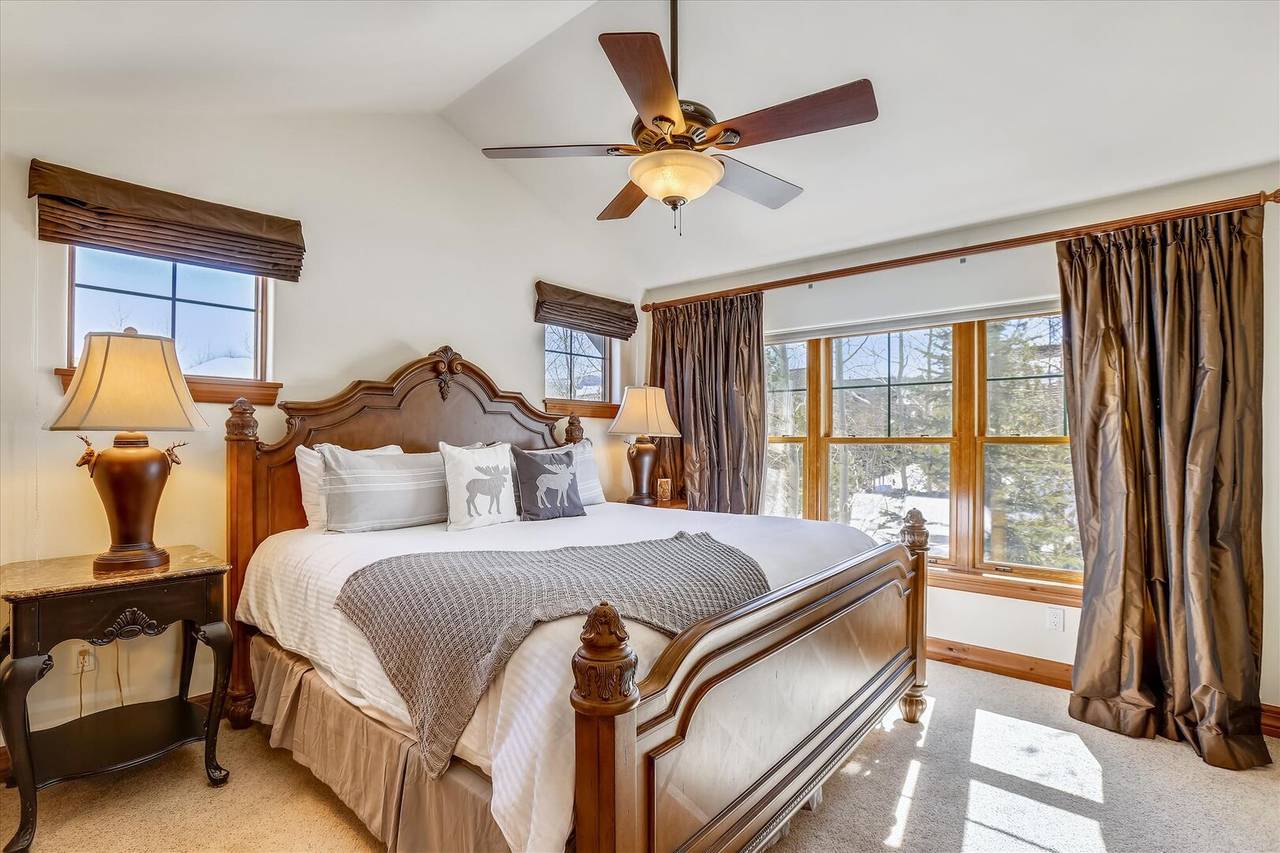 Bedroom - Highland Greens 71 - Breckenridge Vacation Rental Bedroom - Highland Greens 71 - Breckenridge Vacation Rental