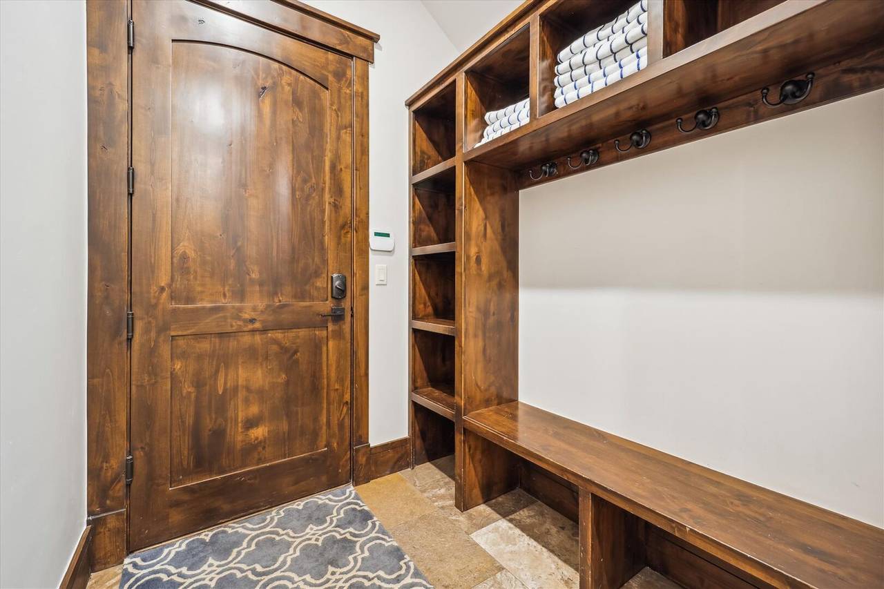 Entry - Highwoods at Shock Hill - Breckenridge Vacation Rental Entry - Highwoods at Shock Hill - Breckenridge Vacation Rental