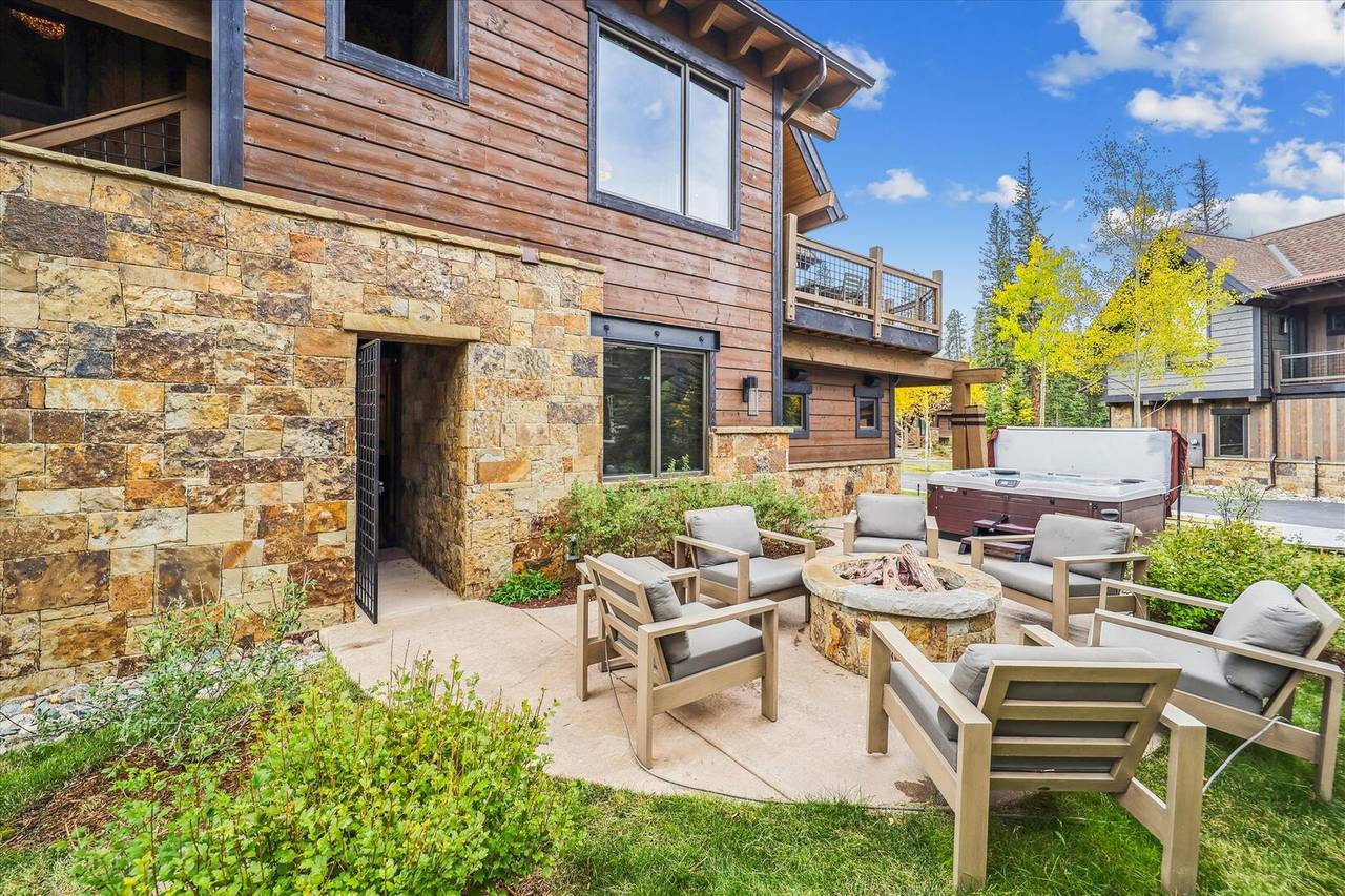 Patio - Highwoods at Shock Hill - Breckenridge Vacation Rental Patio - Highwoods at Shock Hill - Breckenridge Vacation Rental