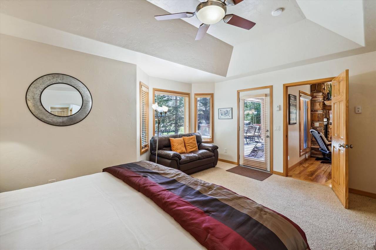 Bedroom - Legend Lake Lookout - Silverthorne Vacation Rental Bedroom - Legend Lake Lookout - Silverthorne Vacation Rental