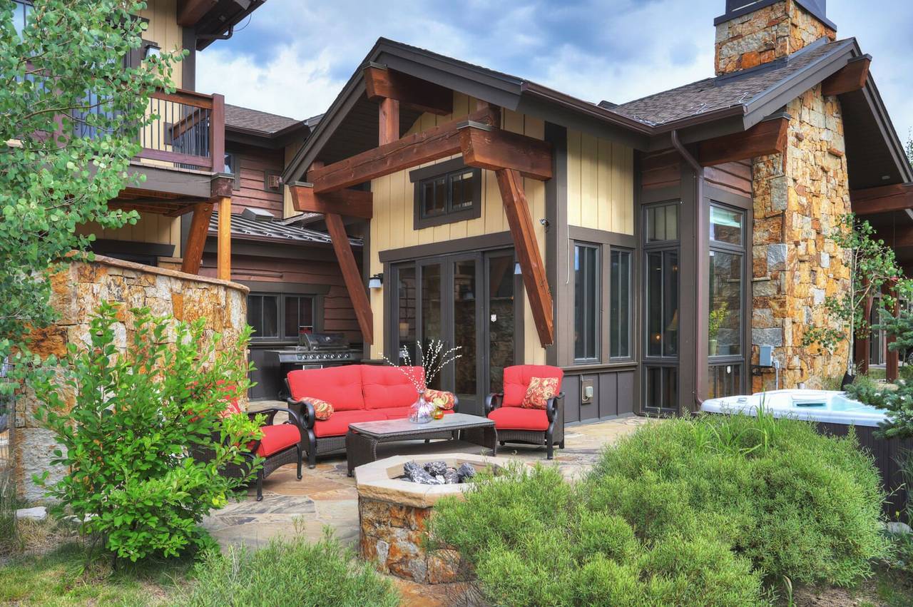 Exterior - Lone Star Lodge - Breckenridge Vacation Rental Exterior - Lone Star Lodge - Breckenridge Vacation Rental