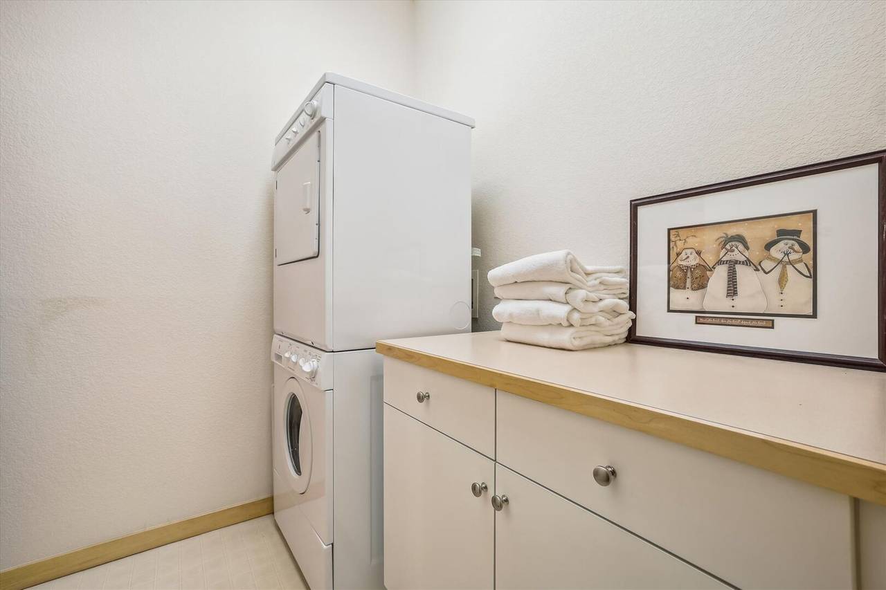 Laundry - Lupine Chalet - Frisco Vacation Rental Laundry - Lupine Chalet - Frisco Vacation Rental
