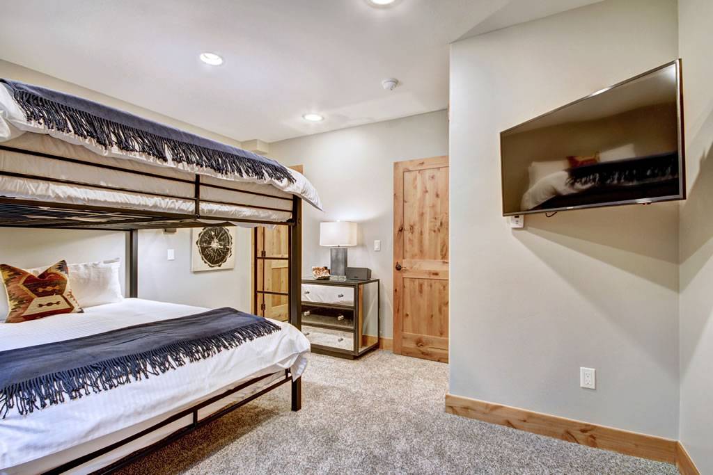 Bedroom - Main Street Retreat - Breckenridge Vacation Rental Bedroom - Main Street Retreat - Breckenridge Vacation Rental