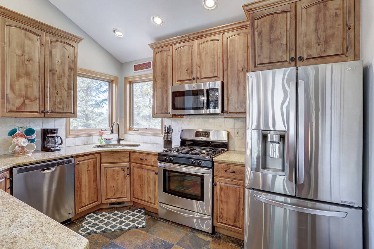 Kitchen - Marble Mountain Retreat - Breckenridge Vacation Rental Kitchen - Marble Mountain Retreat - Breckenridge Vacation Rental
