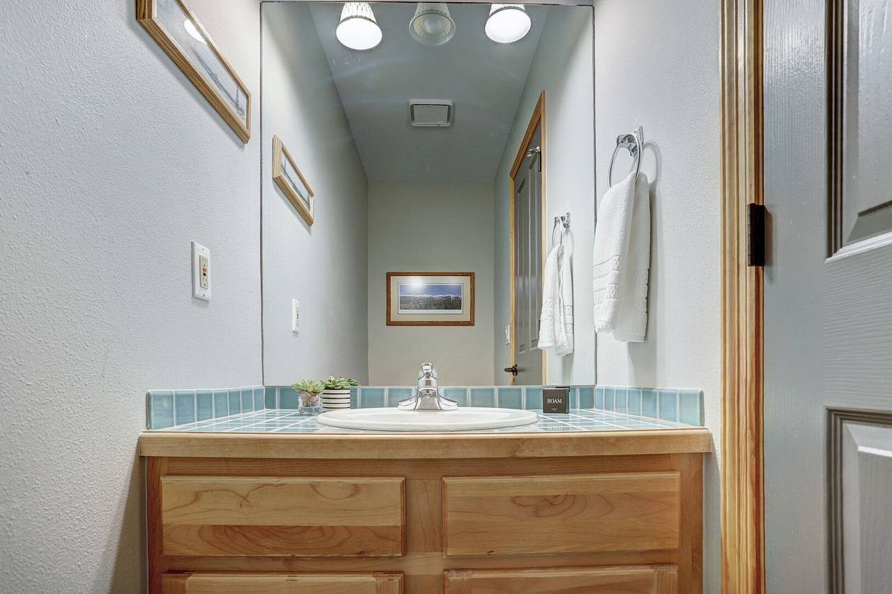 Bathroom - Marble Mountain Retreat - Breckenridge Vacation Rental Bathroom - Marble Mountain Retreat - Breckenridge Vacation Rental