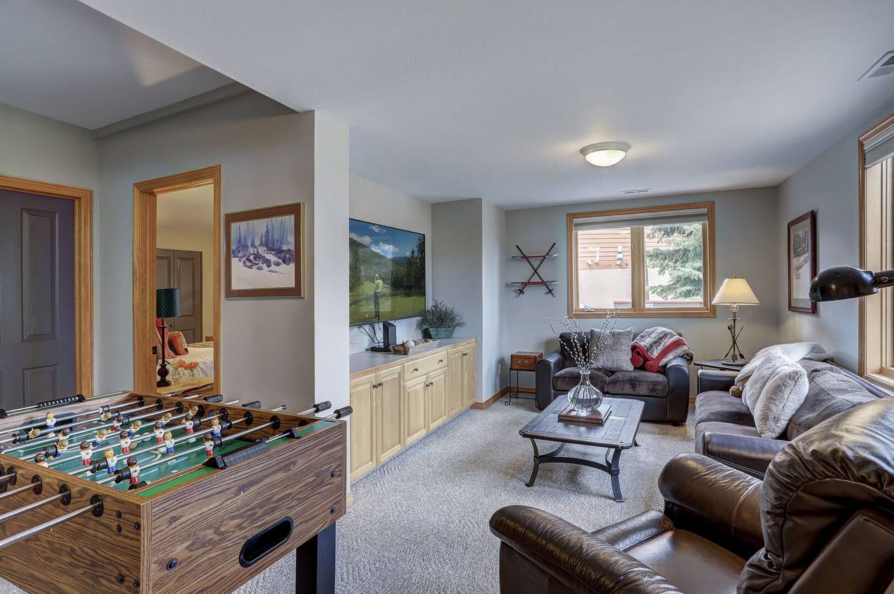 Living Area - Marble Mountain Retreat - Breckenridge Vacation Rental Living Area - Marble Mountain Retreat - Breckenridge Vacation Rental