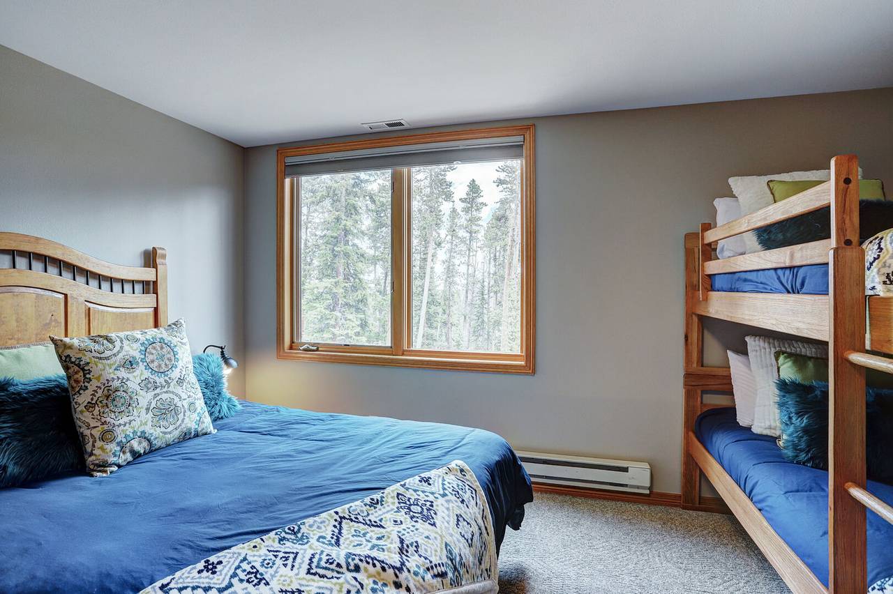 Bedroom - Marble Mountain Retreat - Breckenridge Vacation Rental Bedroom - Marble Mountain Retreat - Breckenridge Vacation Rental