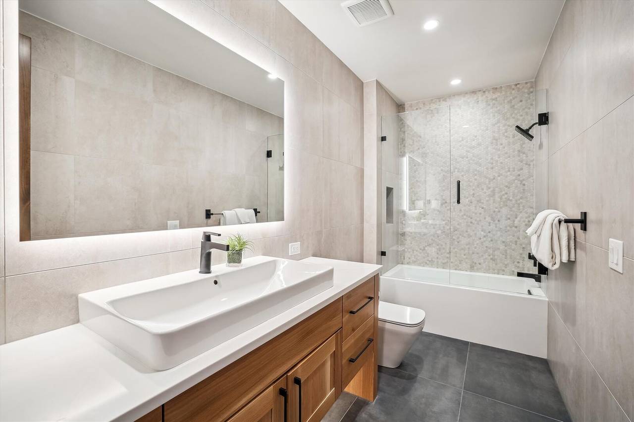 Bathroom - Modern View Manor - Breckenridge Vacation Rental Bathroom - Modern View Manor - Breckenridge Vacation Rental