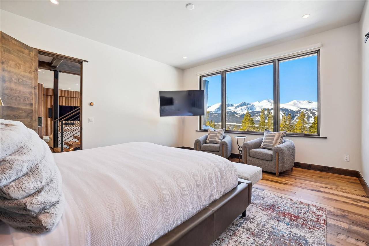 Bedroom - Modern View Manor - Breckenridge Vacation Rental Bedroom - Modern View Manor - Breckenridge Vacation Rental