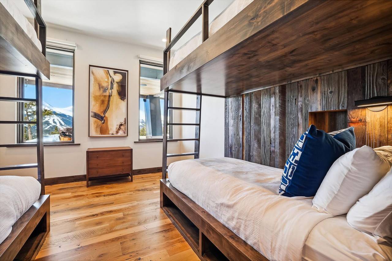 Bedroom - Modern View Manor - Breckenridge Vacation Rental Bedroom - Modern View Manor - Breckenridge Vacation Rental