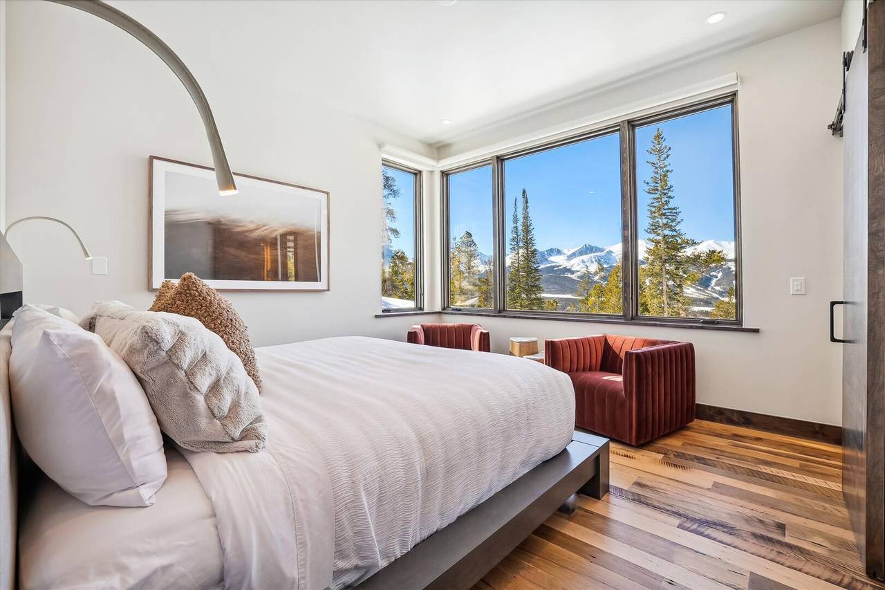 Bedroom - Modern View Manor - Breckenridge Vacation Rental Bedroom - Modern View Manor - Breckenridge Vacation Rental