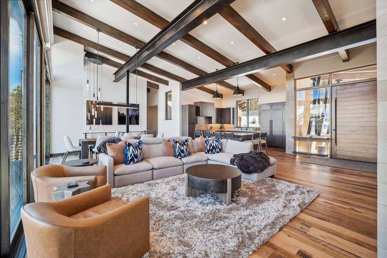 Living Area - Modern View Manor - Breckenridge Vacation Rental Living Area - Modern View Manor - Breckenridge Vacation Rental