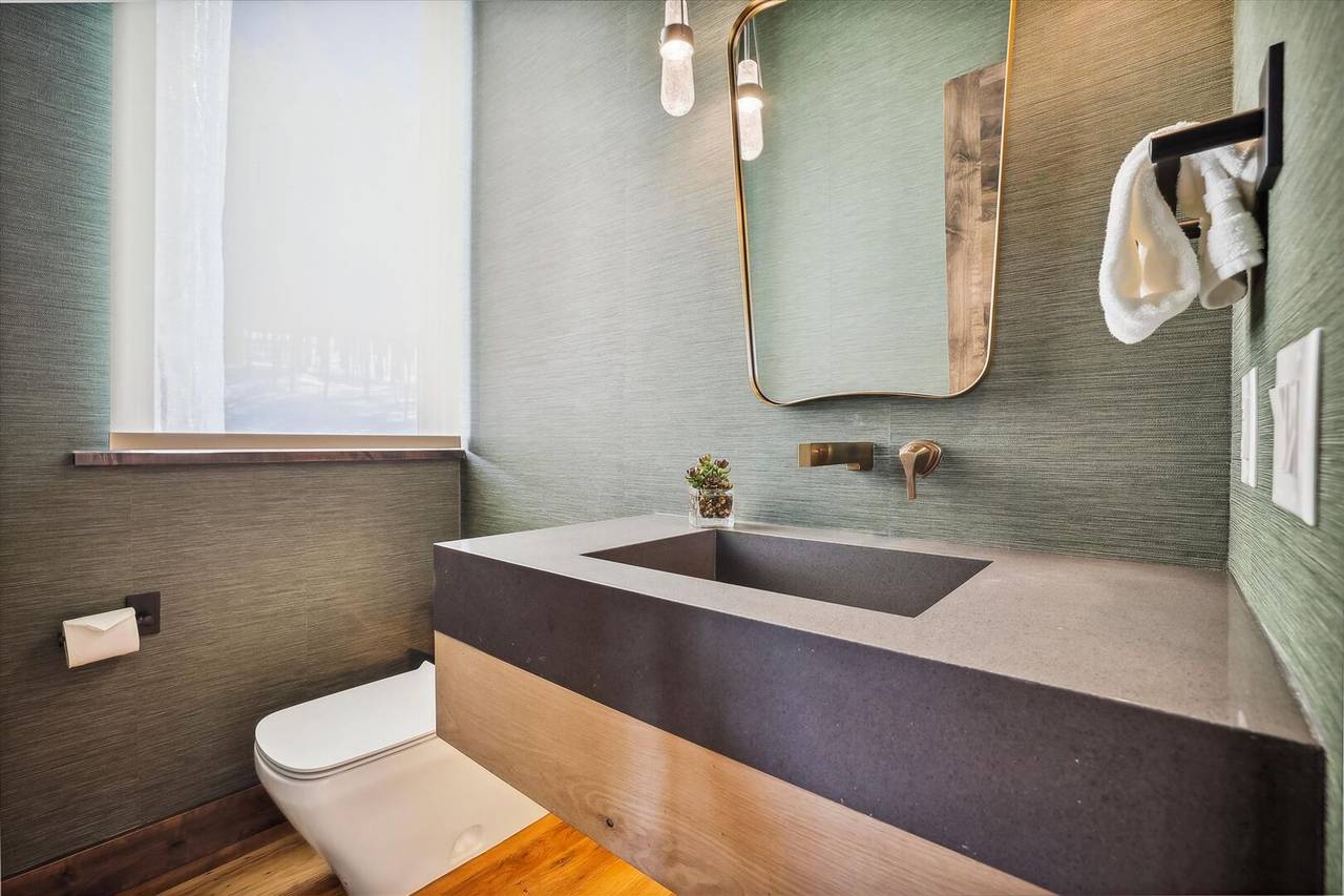 Bathroom - Modern View Manor - Breckenridge Vacation Rental Bathroom - Modern View Manor - Breckenridge Vacation Rental