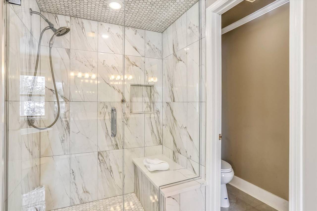 Bathroom - On The Rocks - Breckenridge Vacation Rental Bathroom - On The Rocks - Breckenridge Vacation Rental