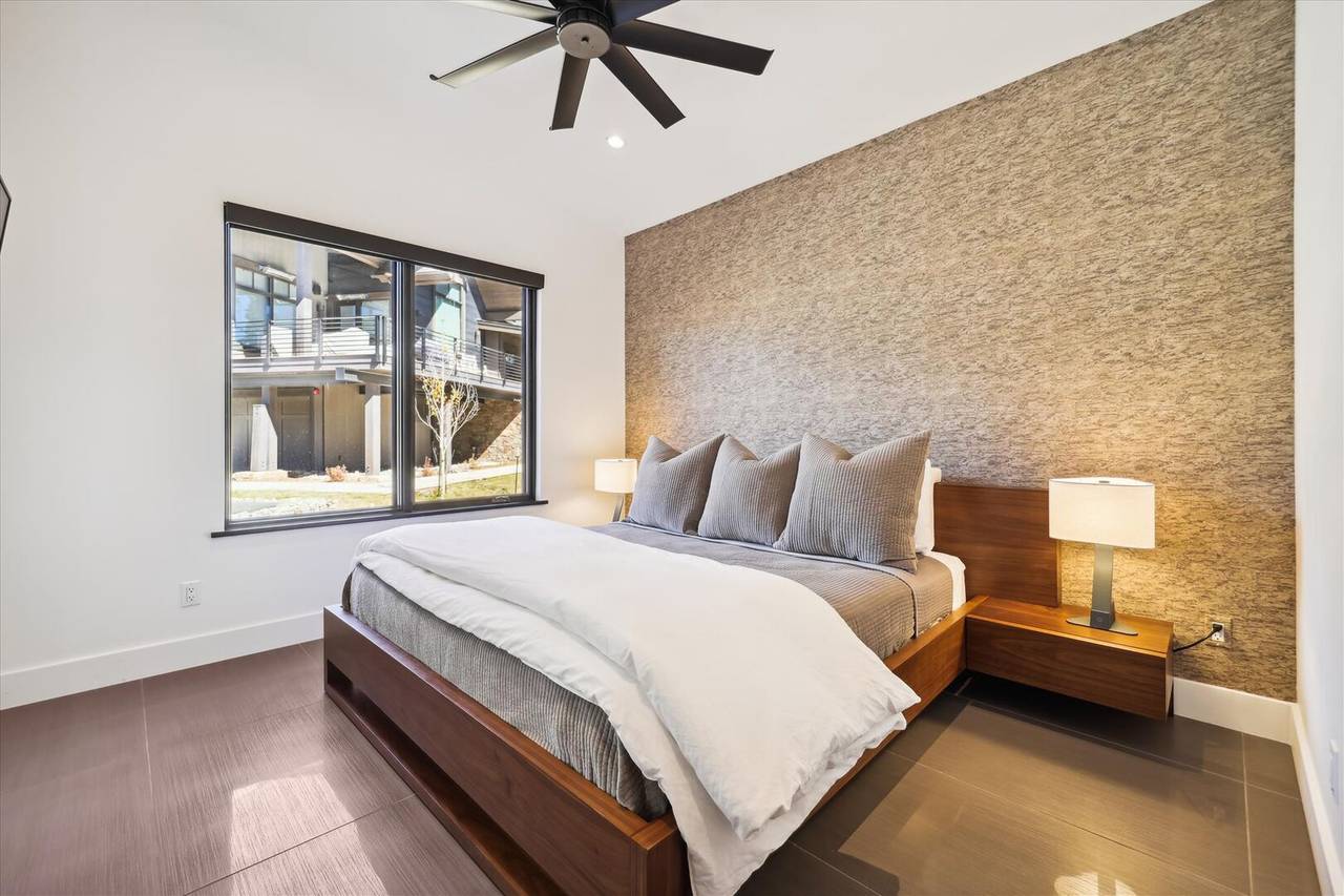 Bedroom - Outside The Bubble - Breckenridge Vacation Rental Bedroom - Outside The Bubble - Breckenridge Vacation Rental