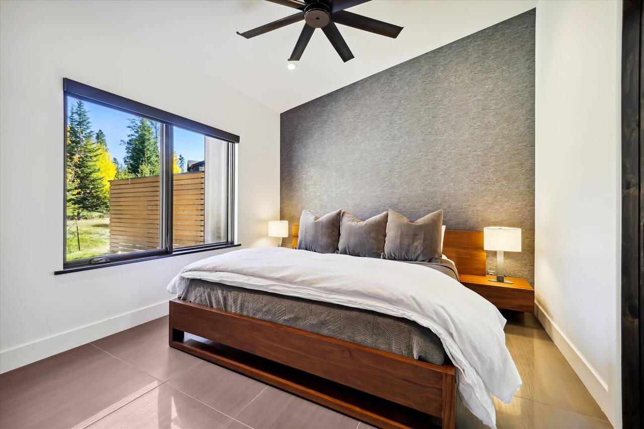 Bedroom - Outside The Bubble - Breckenridge Vacation Rental Bedroom - Outside The Bubble - Breckenridge Vacation Rental