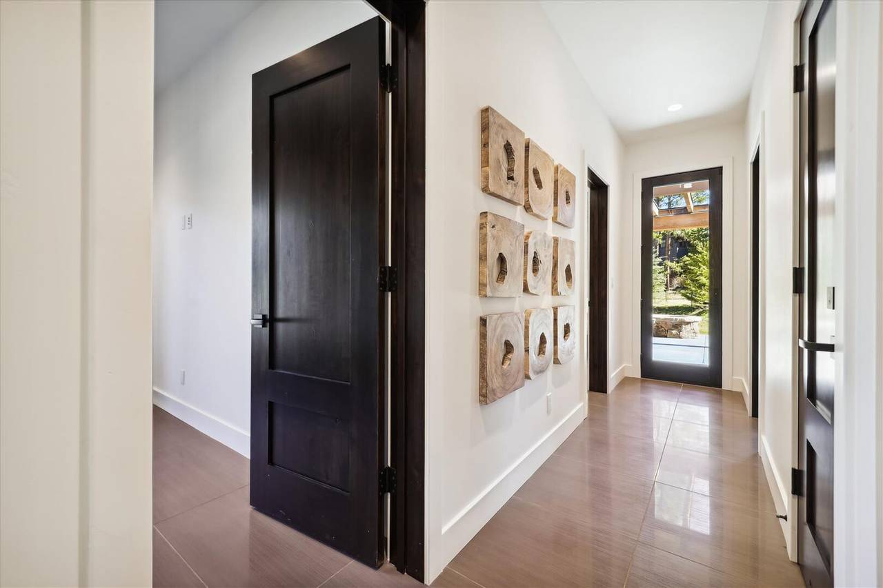 Hallway - Outside The Bubble - Breckenridge Vacation Rental Hallway - Outside The Bubble - Breckenridge Vacation Rental