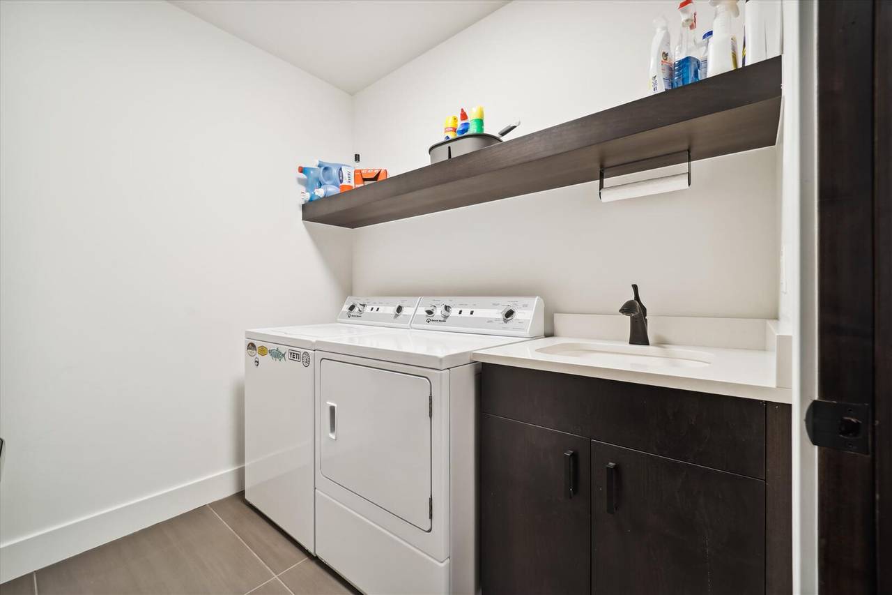 Laundry - Outside The Bubble - Breckenridge Vacation Rental Laundry - Outside The Bubble - Breckenridge Vacation Rental