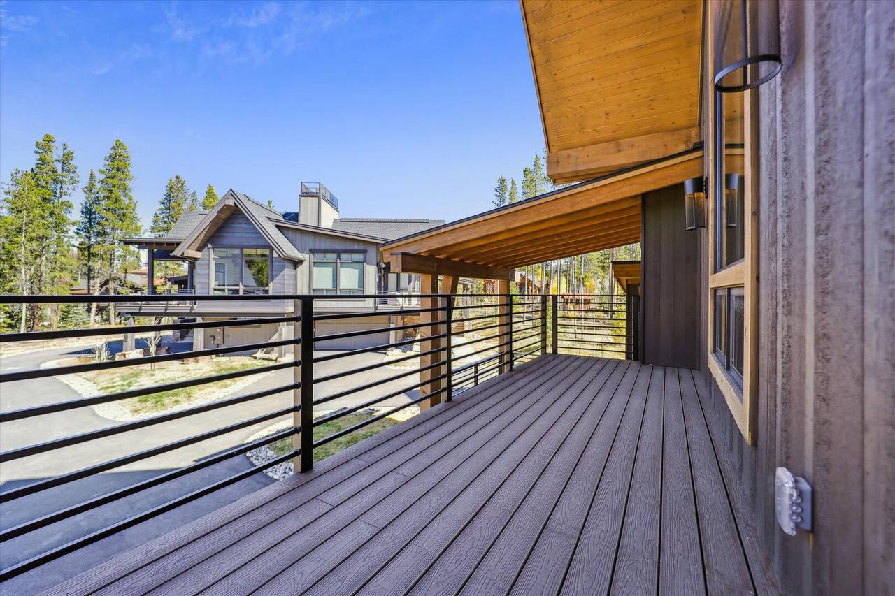 Deck - Outside The Bubble - Breckenridge Vacation Rental Deck - Outside The Bubble - Breckenridge Vacation Rental