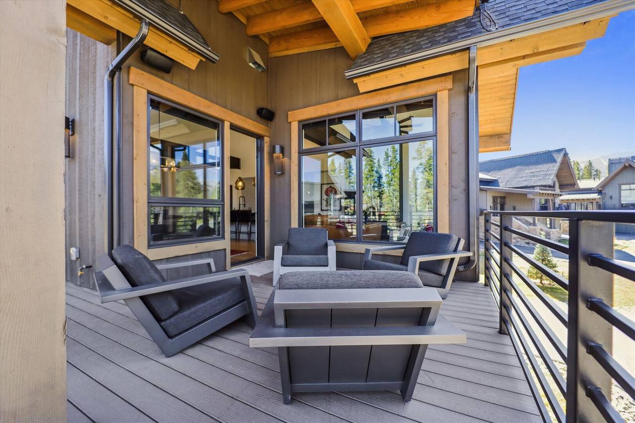 Deck - Outside The Bubble - Breckenridge Vacation Rental Deck - Outside The Bubble - Breckenridge Vacation Rental