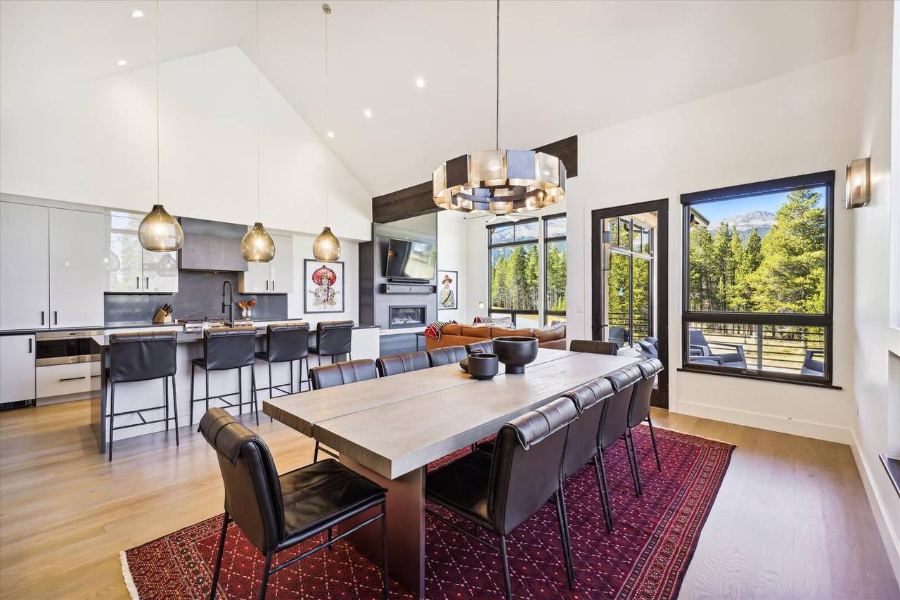 Dining Area - Outside The Bubble - Breckenridge Vacation Rental Dining Area - Outside The Bubble - Breckenridge Vacation Rental