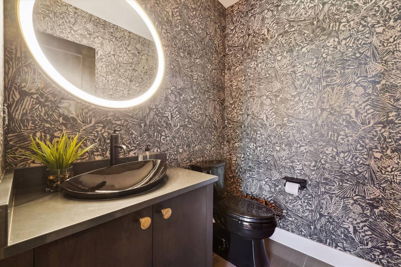 Bathroom - Outside The Bubble - Breckenridge Vacation Rental Bathroom - Outside The Bubble - Breckenridge Vacation Rental