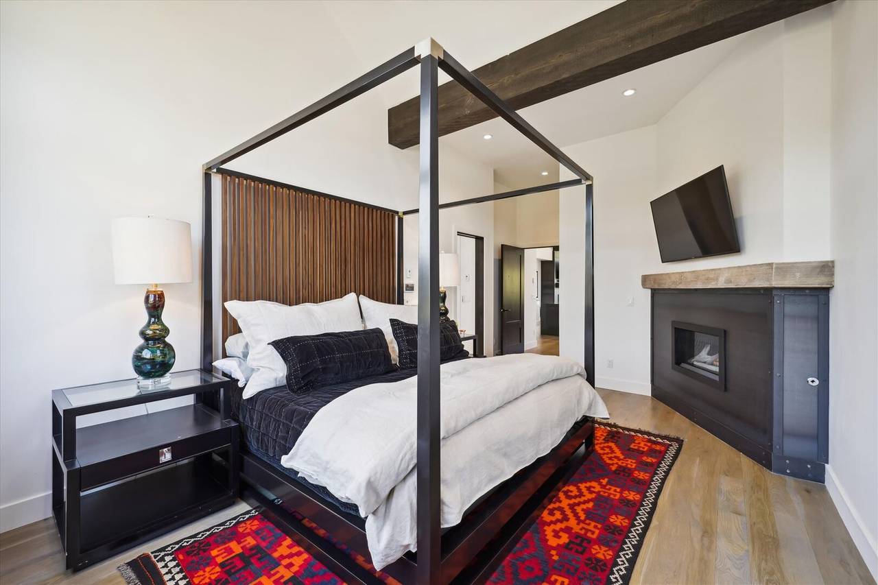 Bedroom - Outside The Bubble - Breckenridge Vacation Rental Bedroom - Outside The Bubble - Breckenridge Vacation Rental