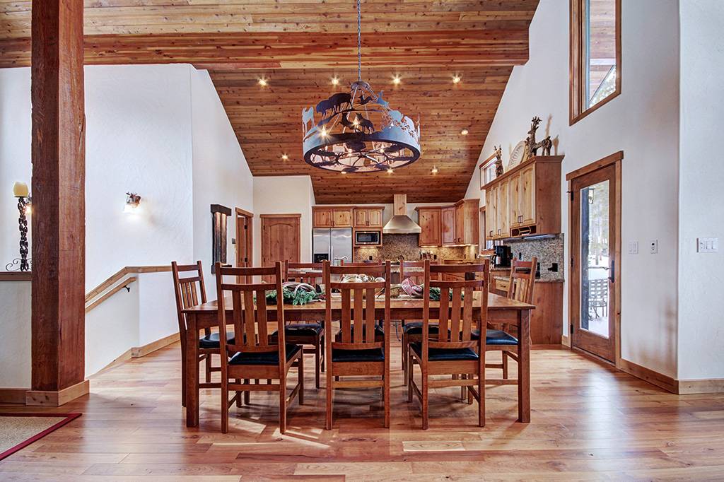 Dining Area - Pine Needle Lodge - Breckenridge Vacation Rental Dining Area - Pine Needle Lodge - Breckenridge Vacation Rental